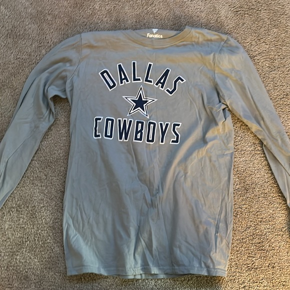 Cowboys long sleeve - Picture 2 of 2